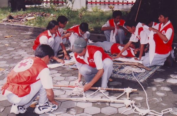 PMR (Palang Merah Remaja)